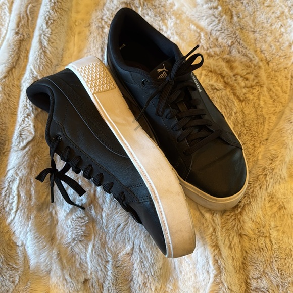 PUMA Smash Platform v2 Sneaker - Picture 2 of 3